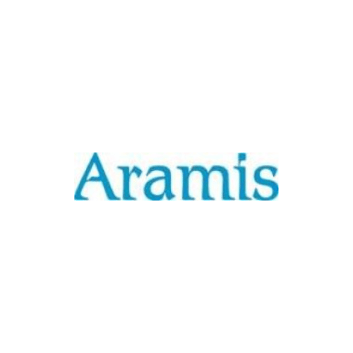 Logo de la marque Aramis en texte bleu sur fond blanc.